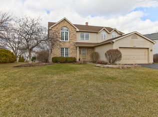 573 Adare Rd, Bartlett, IL 60103