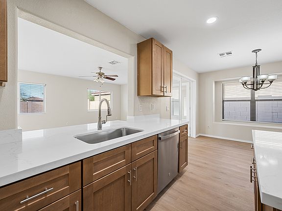 3rd image of 7940 W Caron Dr