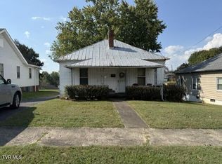 954 Fairview Ave, Kingsport, TN 37660