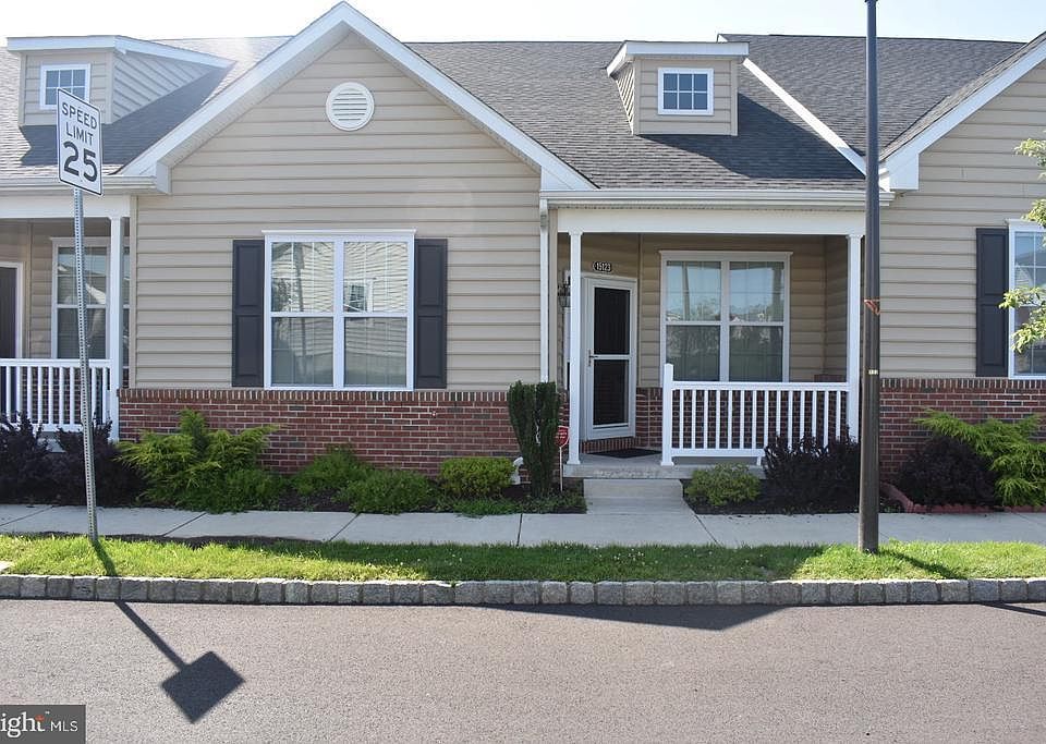 1st image of 15123 Sunflower Dr