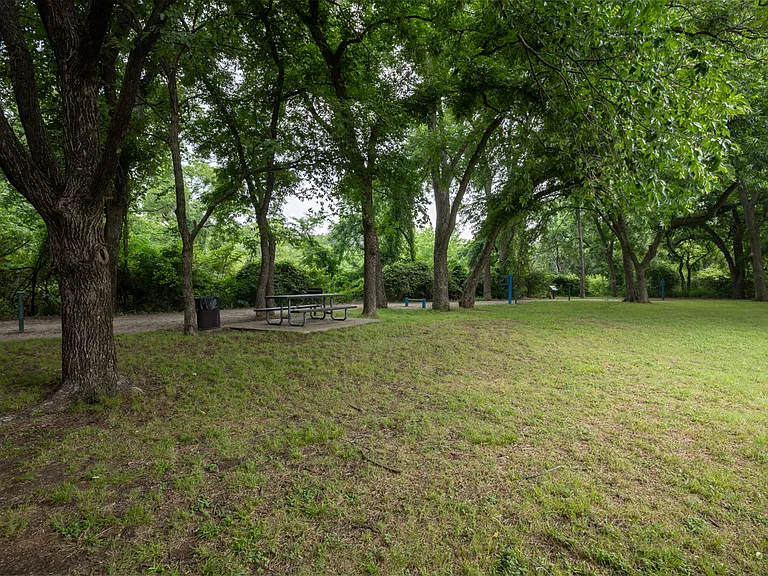 Village Green of Bear Creek — Photo 12
