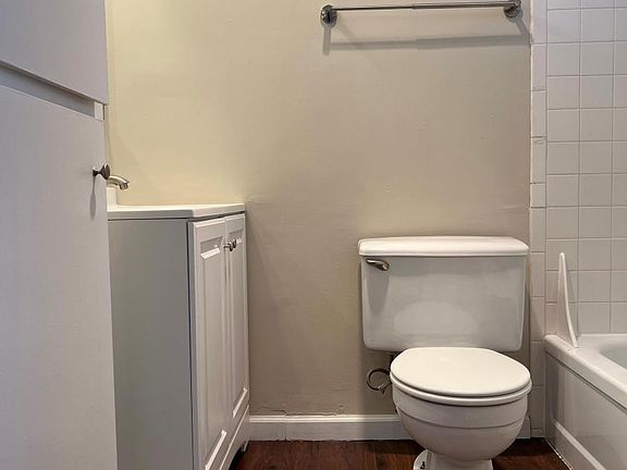 5th image of 1015-B5 Concord Ave #1015B5