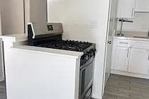 5500 Vesper Ave #4 — Photo 9