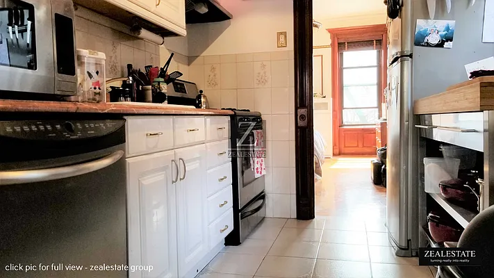 Rented by ZealEstate Group Inc | media 6