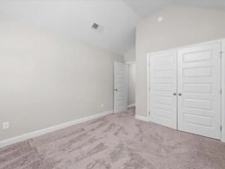 1005 Linsmore Ave — Photo 24