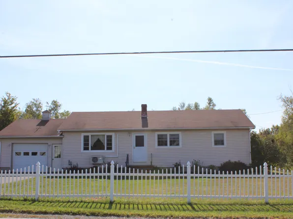130 Exeter Road, Corinth, ME 04427