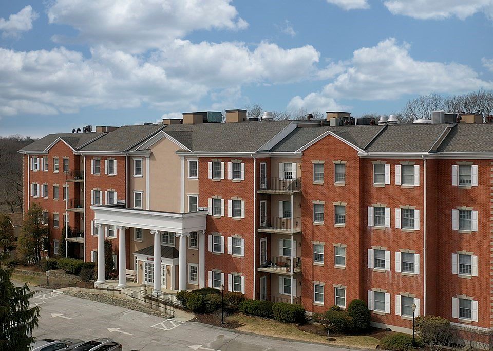 1st image of 70 Weatherly Dr Unit 308