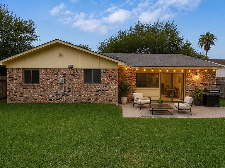 702 Tara Plantation Dr — Photo 10
