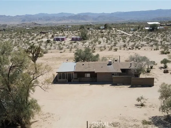 62975 Shifting Sands Trl, Joshua Tree, CA 92252