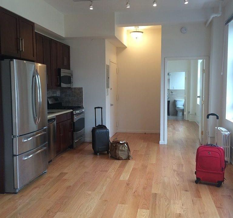 1st image of 165 Church St Frnt 2