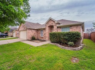 807 Bowie Dr, Lavon, TX 75166