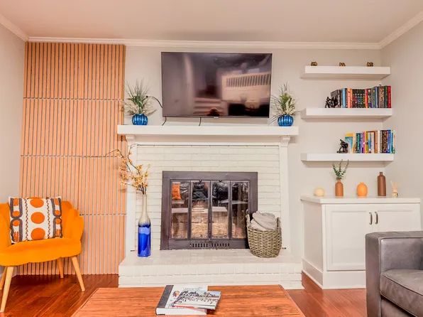 341 E Millbrook Rd, Raleigh, NC 27609