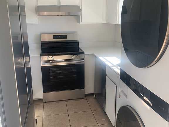 4th image of 2960 Vestavia Villa Ln