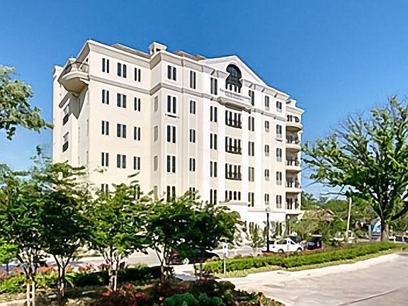 2nd image of 501 Samuels Ave APT 530