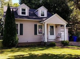 220 Rossmore St, Rochester, NY 14606