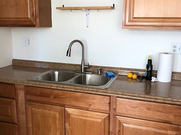 3rd image of 8444 Sunrise Ave
