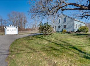 981 Pudding Hill Rd, Hampton, CT 06247