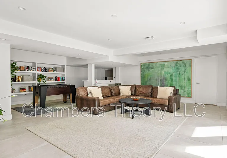 3820 Argyle Ter NW — Photo 59