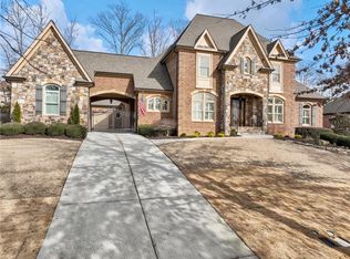2424 Northern Oak Dr, Braselton, GA 30517