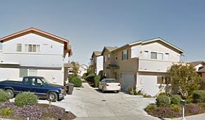 4 Puds with parking area