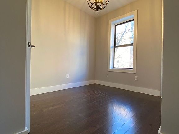 5th image of 618 W 182nd St #32I