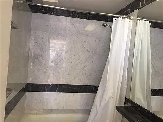 Rented by Shalimar G Realty Corp | media 19