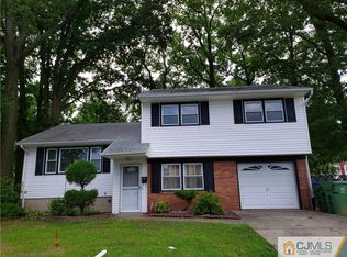 13 Locust Ave, Edison, NJ 08817