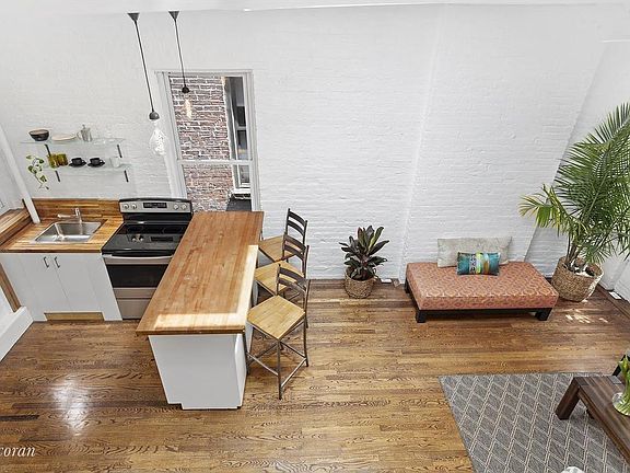 3rd image of 334 W 17th St APT 5R