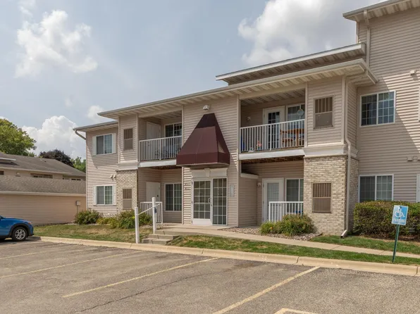 857 37th Ave NW Unit C, Rochester, MN 55901