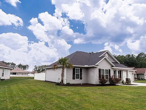 3rd image of 1043 Clearview Ln