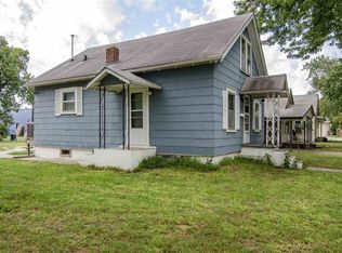 638 Court St, Clay Center, KS 67432