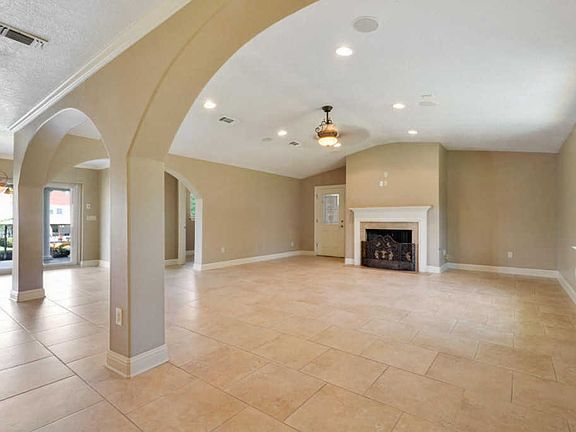 5th image of 11580 Carlene Dr