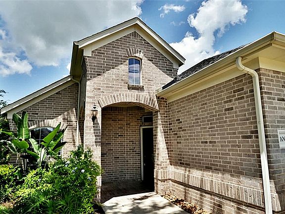 2nd image of 10002 Lost Hollow Ln