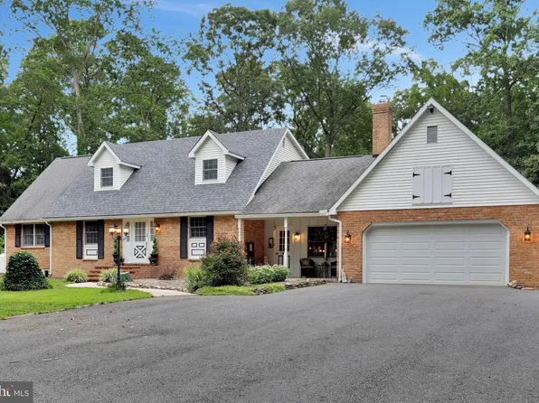 9611 Shimpstown Rd, Mercersburg, PA 17236