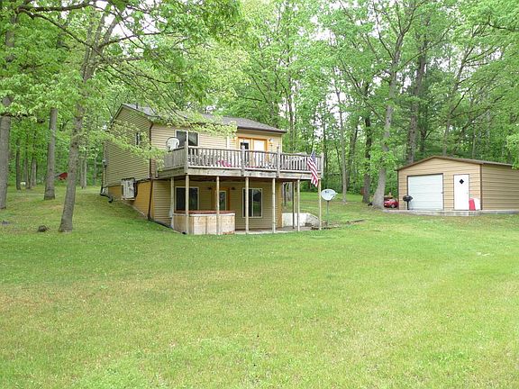 2nd image of 21058 Saginaw Dr