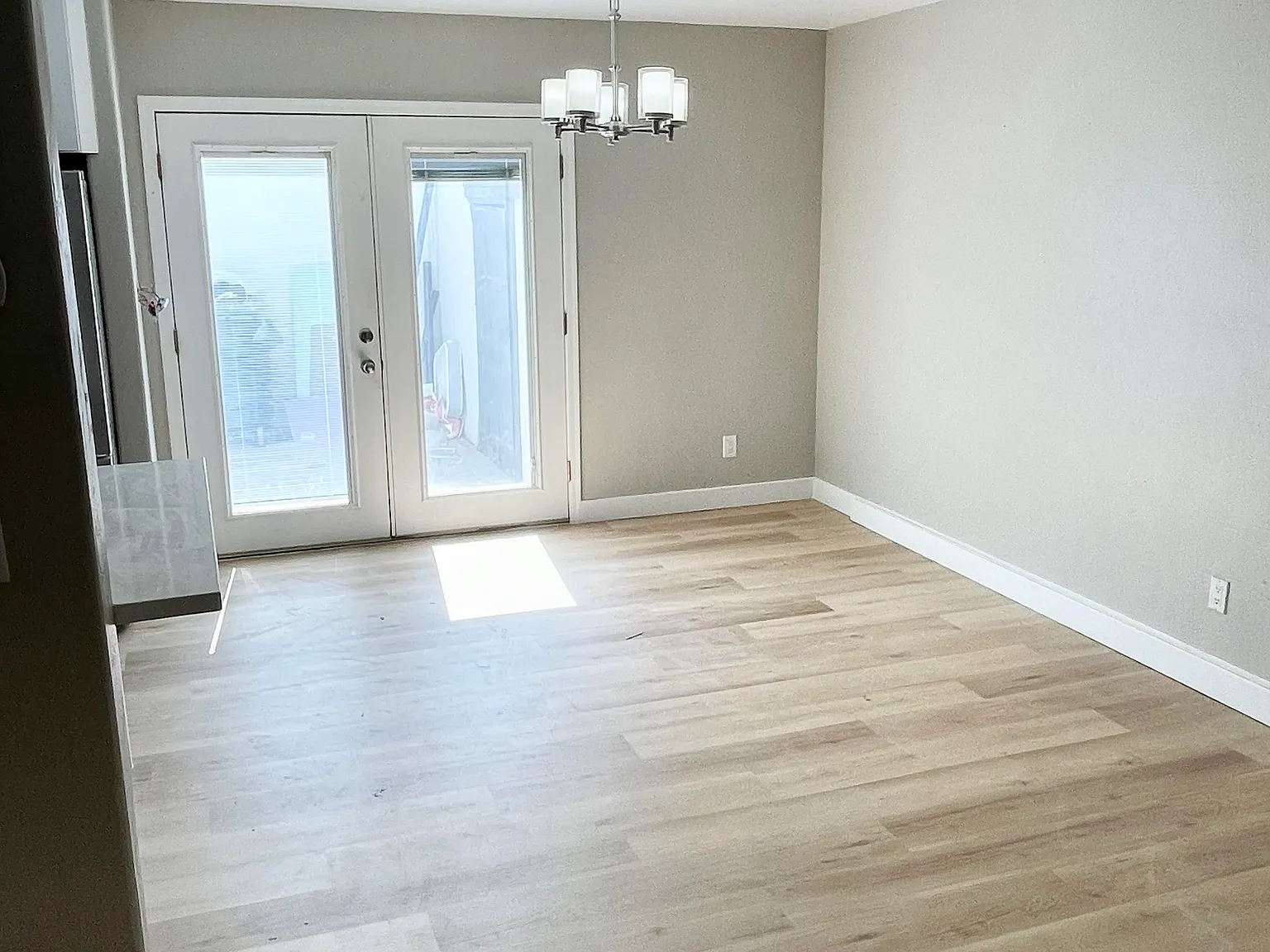 2 bed, 2.5 bath, 1218 sqft, $2,300 — Photo 4