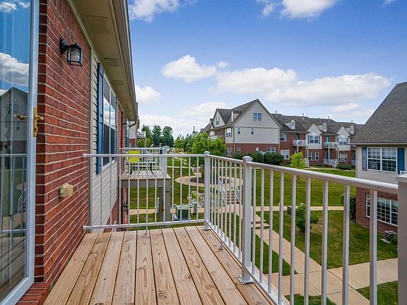 4th image of 2072 Cloverly Ln