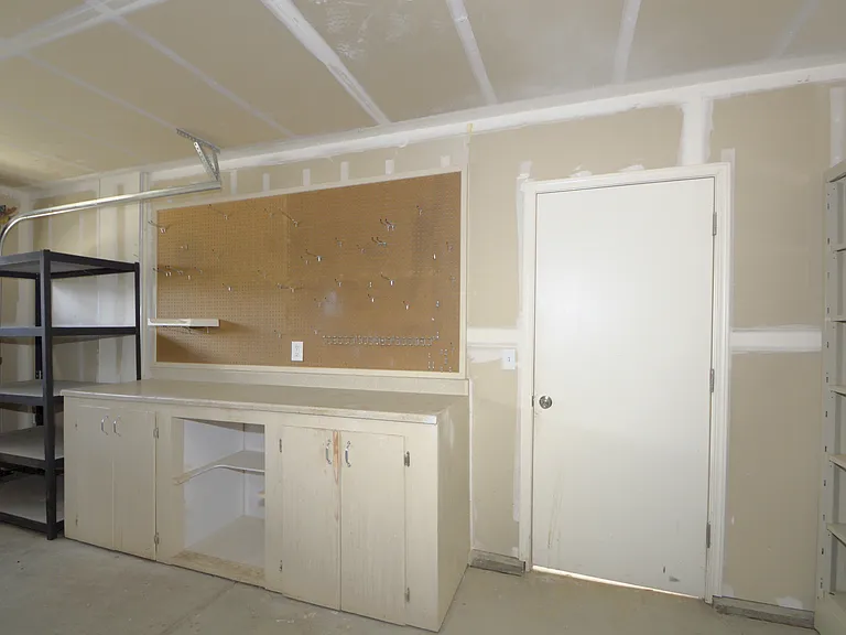 6601 E Saginaw Way — Photo 12