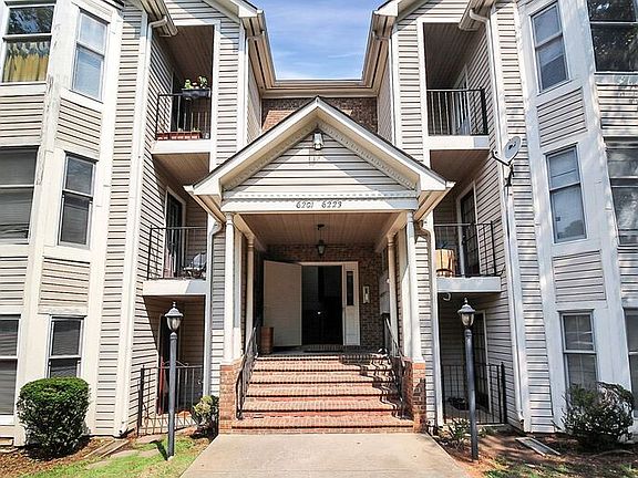 3rd image of 6223 Rosecroft Dr #6223