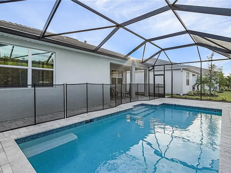 379 Grace Bay Ln — Photo 21