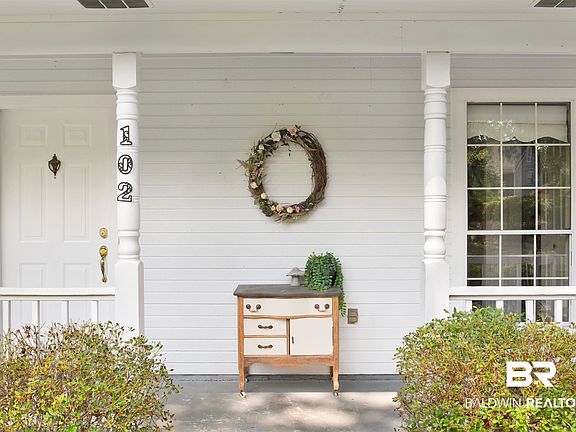 5th image of 102 Milburn Cir
