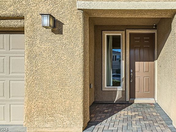 3rd image of 7104 Weavers Pl