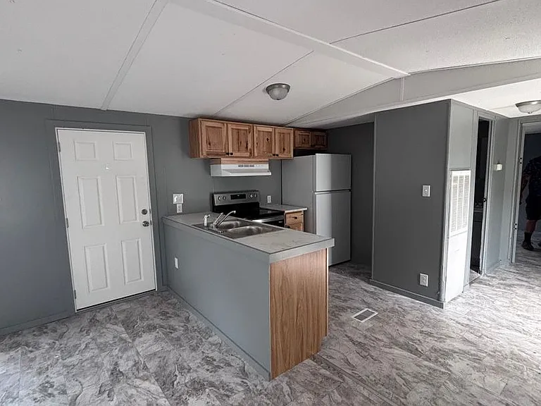 60 Miller Loop Rd — Photo 9