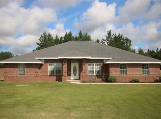 2810 Wallace Lake Rd, Pace, FL 32571