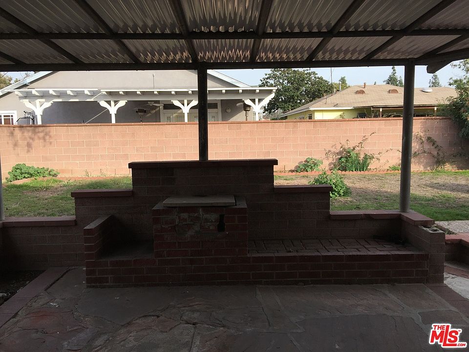 2nd image of 10602 Gridley Rd