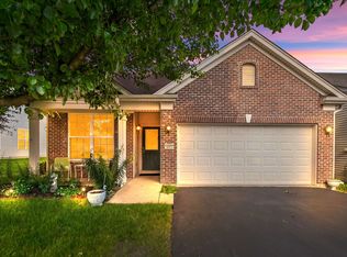 12472 Wedgemere Dr, Huntley, IL 60142