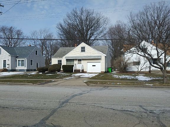2nd image of 27531 Forestview Ave