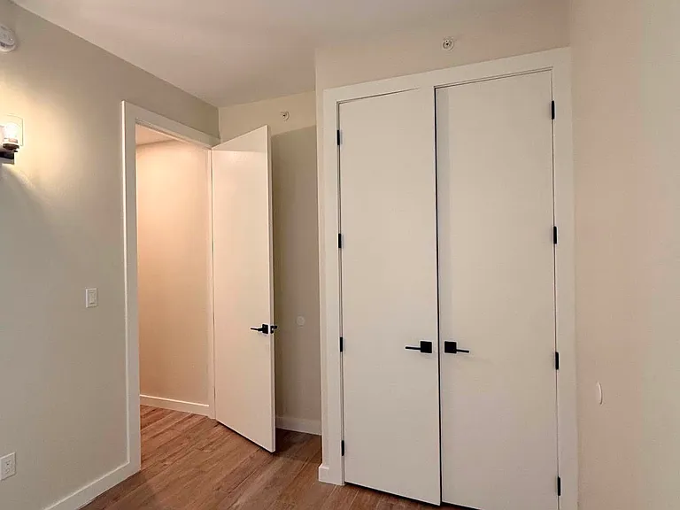 2336 Valentine Ave #3D — Photo 9