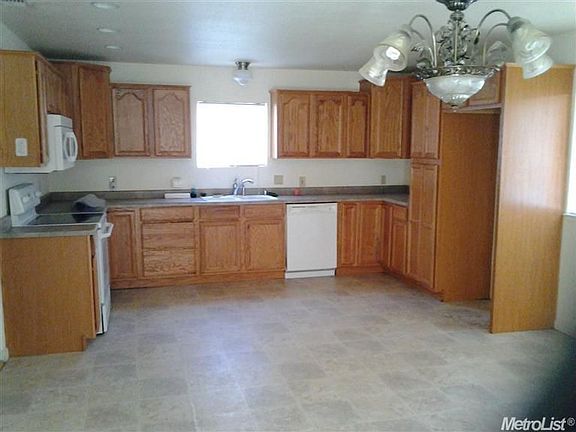 3rd image of 6515 Stacy Ave