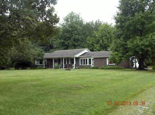 938 N Shalepit Rd, Veedersburg, IN 47987